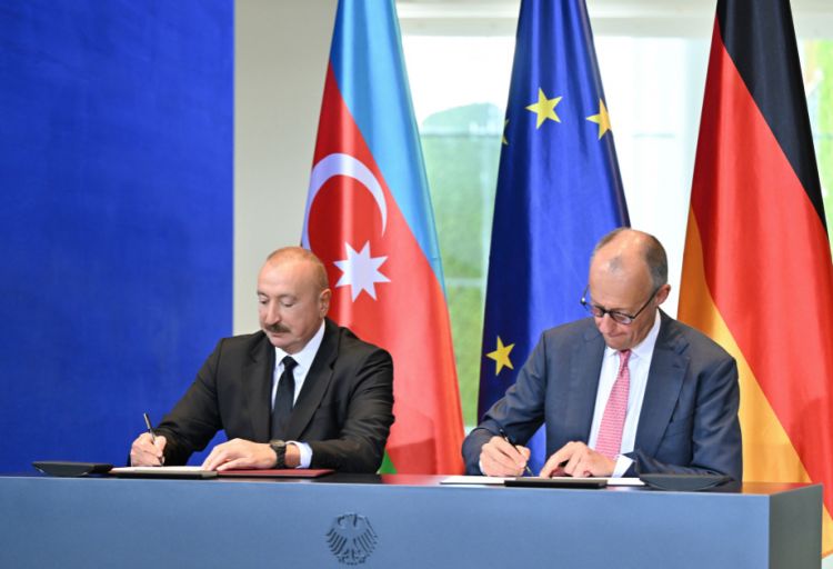 Azərbaycan Respublikası ilə Almaniya Federativ Respublikası arasında İkitərəfli Tərəfdaşlıq üçün Strateji Gündəlik haqqında Birgə Bəyannamə