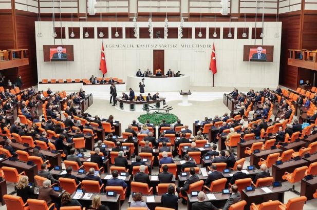 Türkiyədə pensiyanın minimum məbləği 23 min lirədən çox olacaq