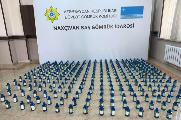 Azərbaycan gömrükçüləri külli miqdarda psixotrop maddə aşkar ediblər<font color=red> - FOTOLAR</font>