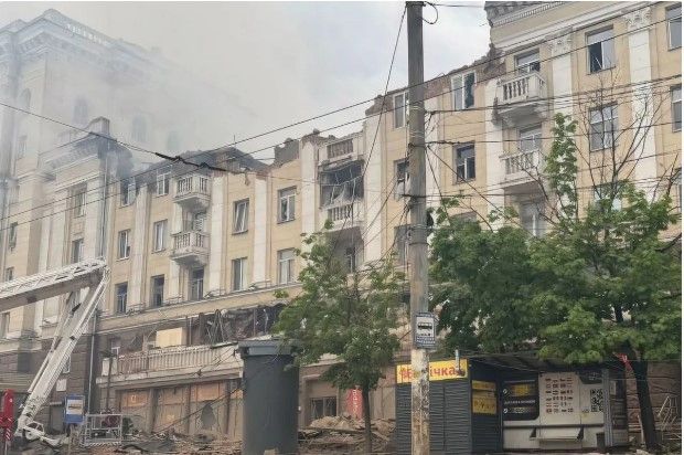 Rusiya Pavloqrada zərbə endirib, ölən və yaralananlar var