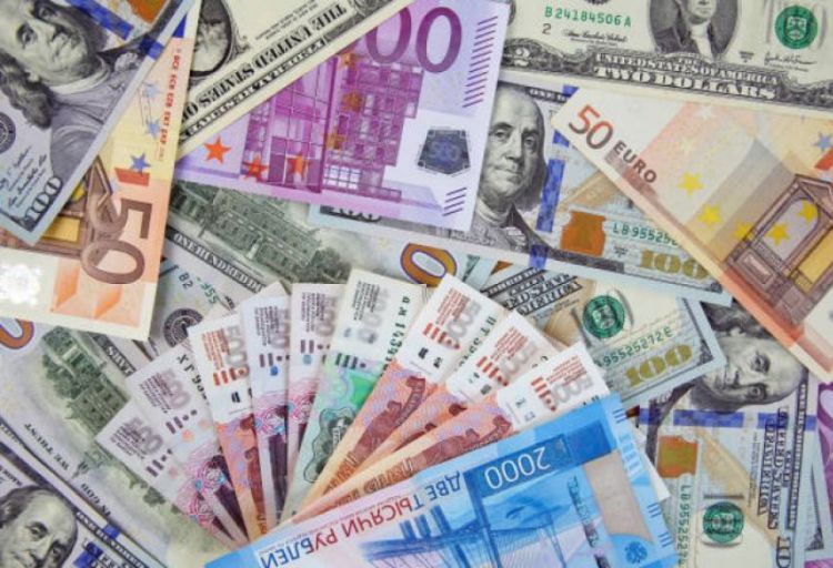 Dövlət Neft Fondunun investisiya portfelində ABŞ dollarının payı 3 faizdən çox artıb