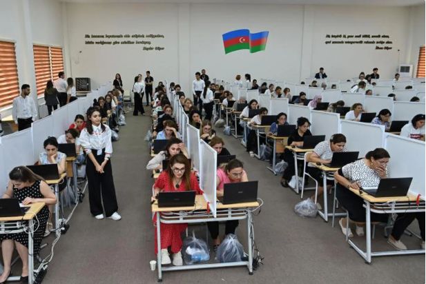 Sertifikasiya imtahanlarında 4 fənn üzrə 5 texniki səhv aşkarlanıb