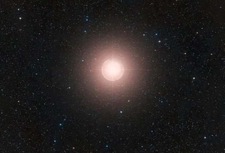 Astronomlar ən parlaq və nəhəng Bətəlqeyzə ulduzunun kompanyonunu kəşf ediblər