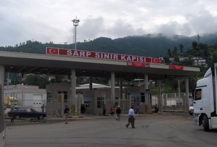 Gürcüstana külli miqdarda qızılın qaçaqmalçılıq yolu ilə gətirilməsinin qarşısı alınıb