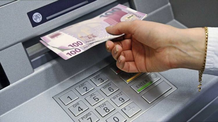 1300-dən çox işləyən şəxsin pensiyası yenidən hesablanaraq artırılıb