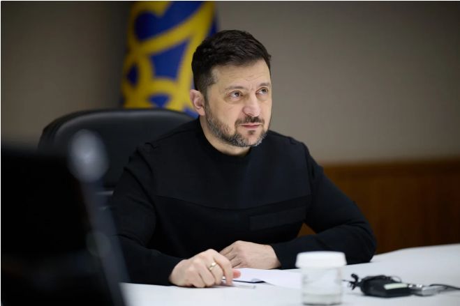Zelenski: Ukrayna öz ballistik proqramı ilə dünya texnologiya liderləri sırasına daxil olacaq