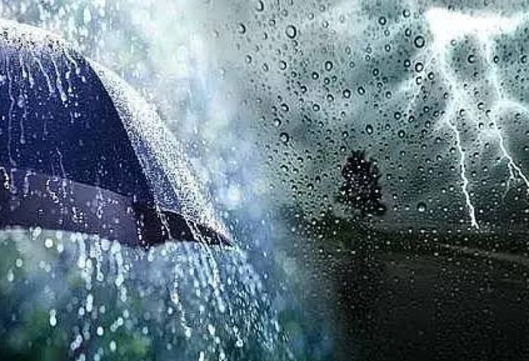 Faktiki hava: Bəzi dağlıq və dağətəyi rayonlarda arabir şimşək çaxır, yağış yağır