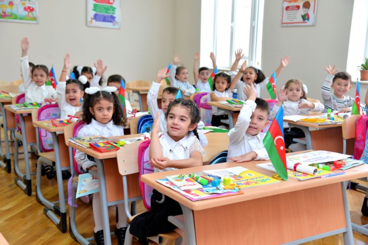Məktəbəhazırlıq qruplarına 17 min 743 uşaq qeydiyyatdan keçib<font color=red> - FOTOLAR</font>