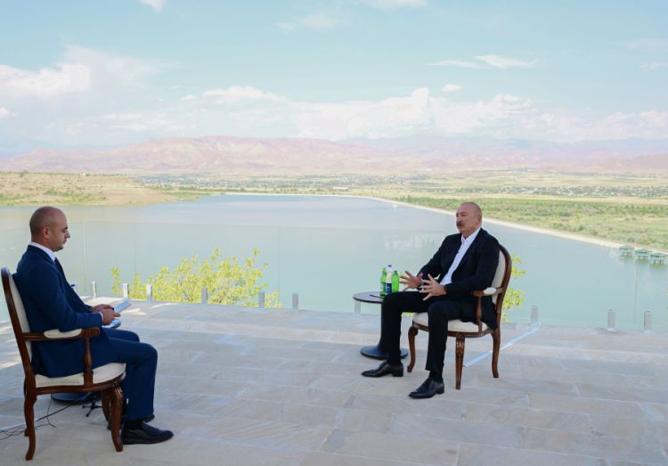 Prezident İlham Əliyev Naxçıvanda Azərbaycan Televiziyasına müsahibə verib<font color=red> - FOTOLAR</font>