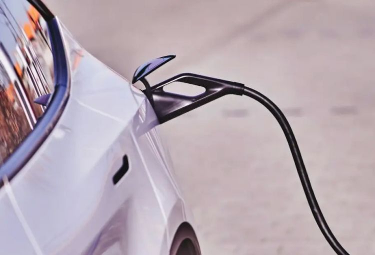 Qırğızıstan “BARS” milli brendi altında elektromobil istehsal edəcək
