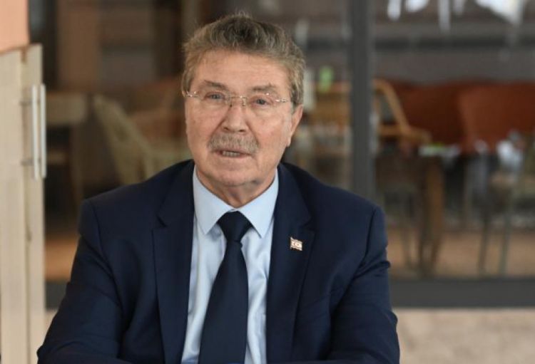 Ünal Üstel: Təxribat və düşmənçilik xarakteri daşıyan bəyanatlar Kiprdə ziddiyyətlərin həllinə xidmət etmir