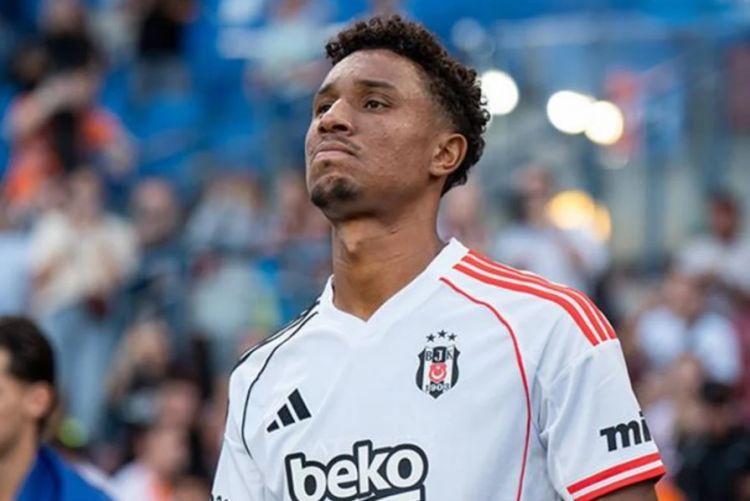 "Beşiktaş" Feliks Uduohay ilə yollarını ayırıb