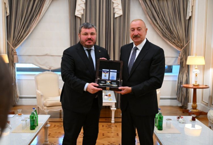 Səfir: Prezident İlham Əliyevə “İrpen şəhərinin fəxri vətəndaşı” vəsiqəsini təqdim etməkdən məmnunam