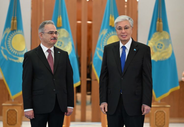 Azərbaycan səfiri etimadnaməsini Qazaxıstan Prezidentinə təqdim edib<font color=red> - FOTOLAR</font>