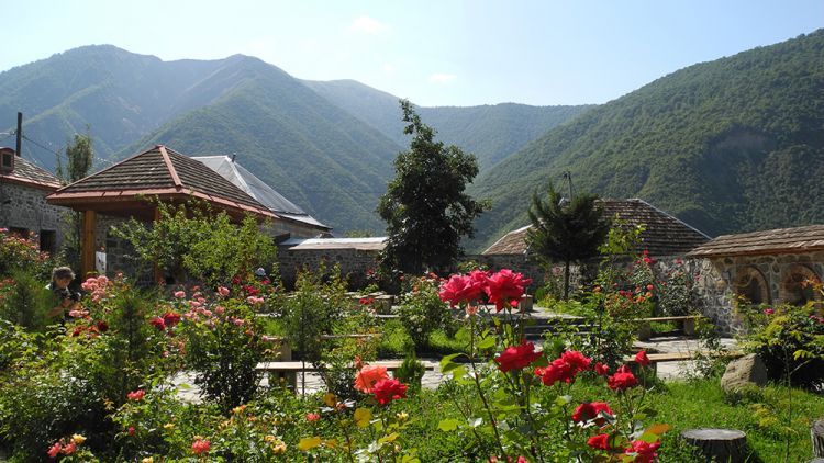 Azərbaycanda "Turizm kəndi" konsepsiyası üzrə normativ hüquqi baza yaradılacaq