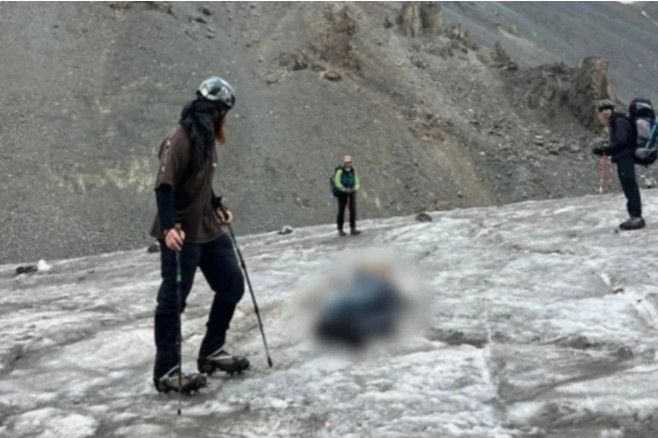 Almatı dağlarında 19 il əvvəl itkin düşmüş alpinistin qalıqları tapılıb