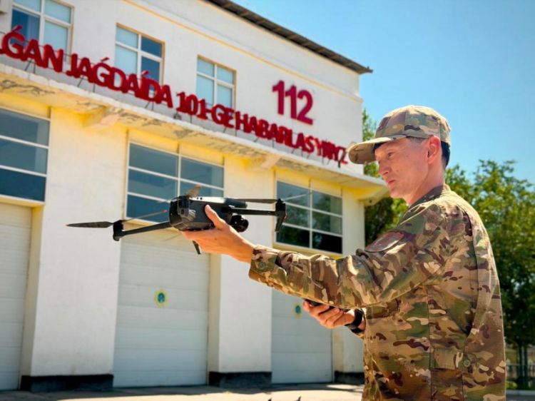 Qazaxıstanda pilotsuz uçuş aparatlarının köməyi ilə 63 nəfər xilas edilib