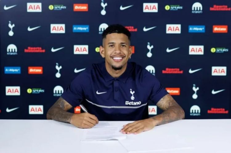 "Tottenhem" "Mançester Siti"nin futbolçusu Savinyonu transfer edib