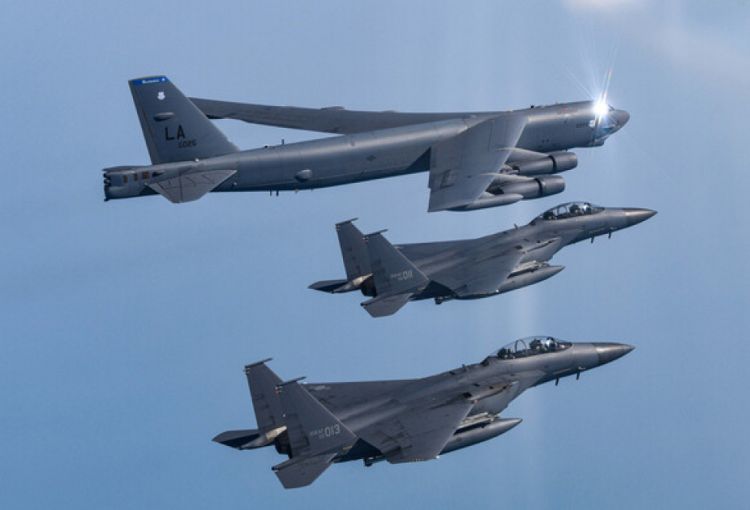 ABŞ strateji bombardmançı təyyarələrin modernləşdirilməsinə yüz milyonlarla dollar xərcləyəcək