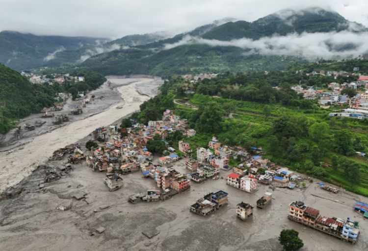 Nepalda baş verən daşqın zamanı ölənlərin sayı 168-ə çatıb