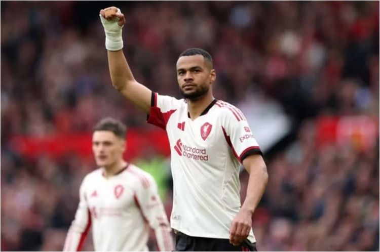 "Mançester Siti" Qakponun "Liverpul"dan transferi üçün 99 milyon avro təklif etməyə hazırdır