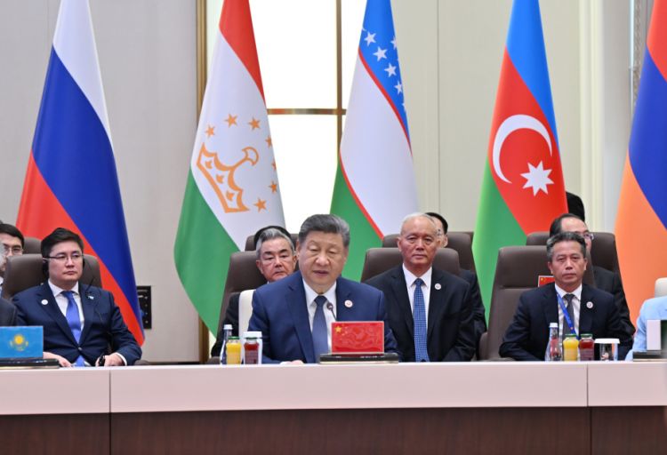 Çin Xalq Respublikasının Sədri: ŞƏT birgə inkişafın əsas platformalarından birinə çevrilib