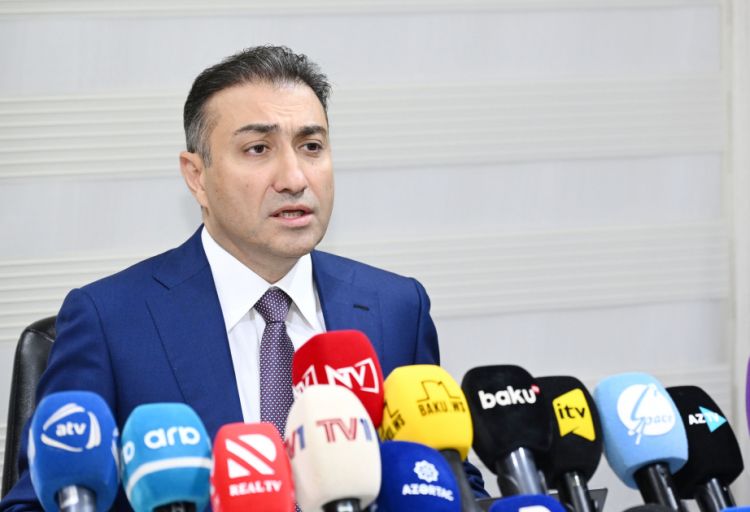 İcraçı direktor: Əməkhaqqı artımında baş və böyük tibb heyətinin üzərinə düşən məsuliyyət də nəzərə alınıb