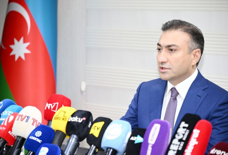 Həkimlərin əməkhaqlarına ediləcək artımlar açıqlanıb