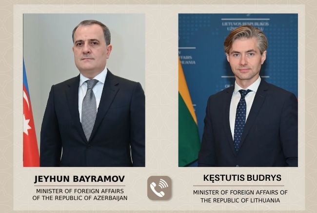 Ceyhun Bayramov litvalı həmkarı ilə regiondakı cari vəziyyəti və sülh prosesini müzakirə edib