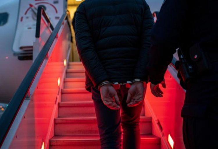 İlin əvvəlindən 44 ölkə cinayətlərdə təqsirləndirilən 650-dən çox şəxsi Türkiyəyə təhvil verib