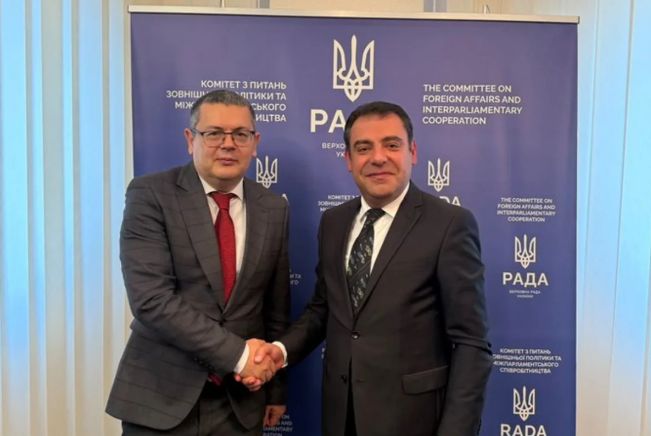 Azərbaycan və Ukrayna parlamentlərarası əməkdaşlığın möhkəmləndirilməsini müzakirə ediblər