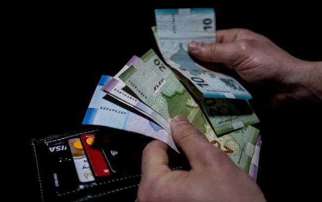 Azərbaycanda muzdla çalışan işçilərin sayı 1 %-ə yaxın artıb