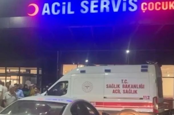 Türkiyədə 26 şagird toyuq dönərindən zəhərlənib