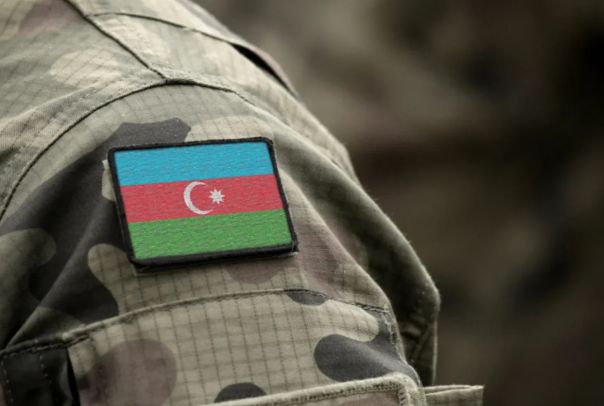Təhsil dövrü 5 il olan hərbçilər üçün "leytenant" rütbəsinin müddəti azaldılır