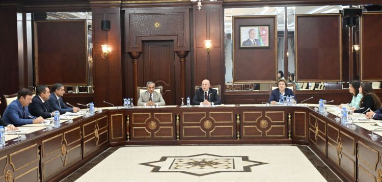 Milli Məclisin Səhiyyə komitəsinin payız sessiyasında ilk iclası keçirilib