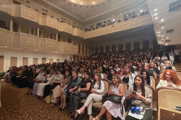 Naxçıvanda qadın sahibkarların layihələrinə 1,4 milyon manatdan çox maliyyə ayrılıb