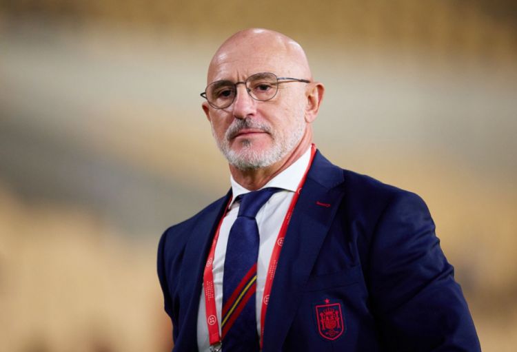 Futbol üzrə İspaniya millisinin baş məşqçisi ilə yeni müqavilə imzalanıb