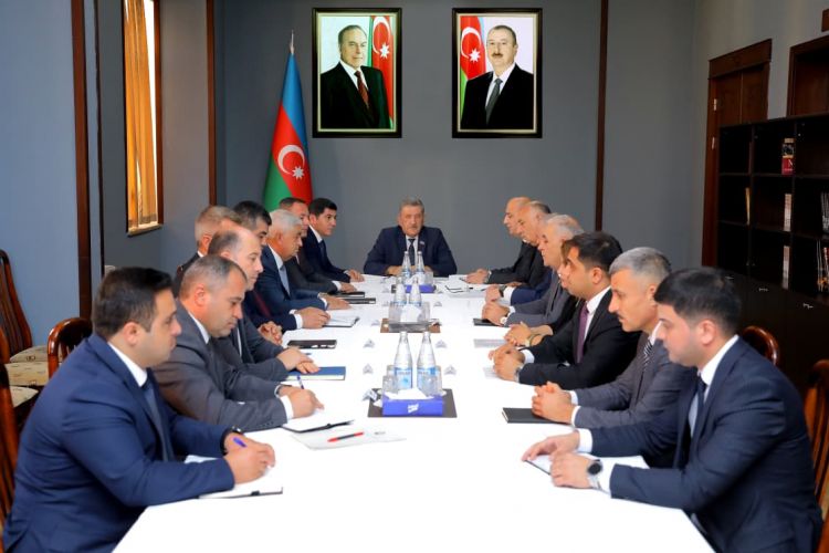 Ali Məclisin İqtisadi siyasət komitəsinin iclası keçirilib<font color=red> - FOTOLAR</font>
