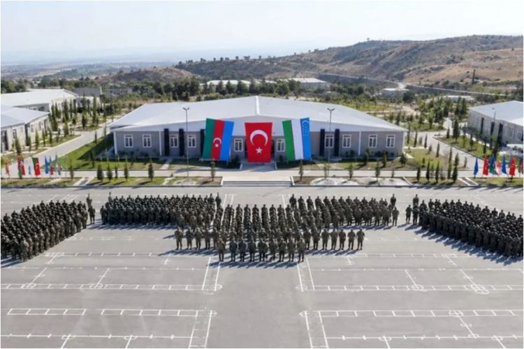 "Birliyin Gücü - 2026": Xocavənddə Azərbaycan, Türkiyə və Özbəkistan hərbi təliminin açılışı olub<font color=red> - VİDEO</font>