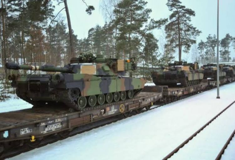Çexiya tankların daşınması üçün dəmir yolu platformaları alacaq
