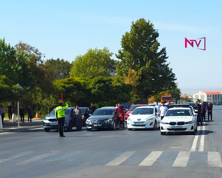 Naxçıvanda Vətən müharibəsi şəhidlərinin əziz xatirəsi bir dəqiqəlik sükutla anılıb