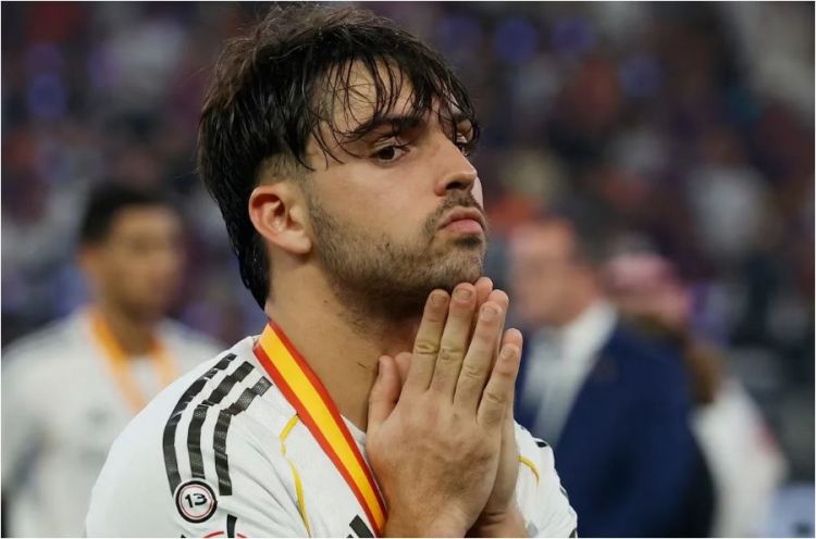 "Real" müdafiəçisi Raul Asensio ilə yolları ayırmağı düşünmür