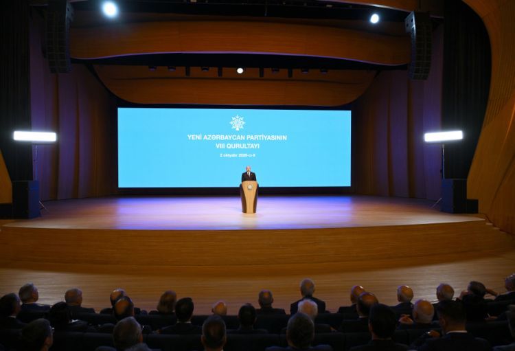 Prezident İlham Əliyev: İslam həmrəyliyinin gücləndirilməsi üçün birləşdirici rol oynayırıq