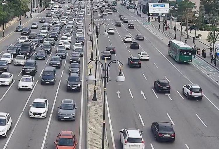 Hazırda Bakıda sıxlıq qeydə alınan yollar açıqlanıb