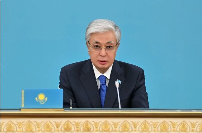Tokayev müdafiə nazirinin birinci müavinini Baş Qərargah rəisi təyin edib