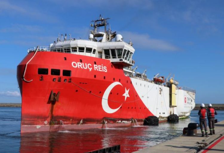 Türkiyənin "Oruç Rəis" gəmisi Şimali Kiprə çəkilən qaz kəməri marşrutunun seysmik tədqiqatını aparacaq
