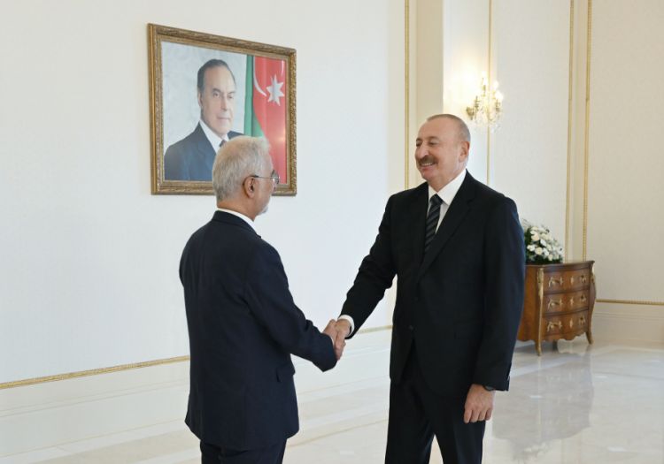 Prezident İlham Əliyev İranın daxili işlər nazirini qəbul edib<font color=red> - FOTOLAR</font>