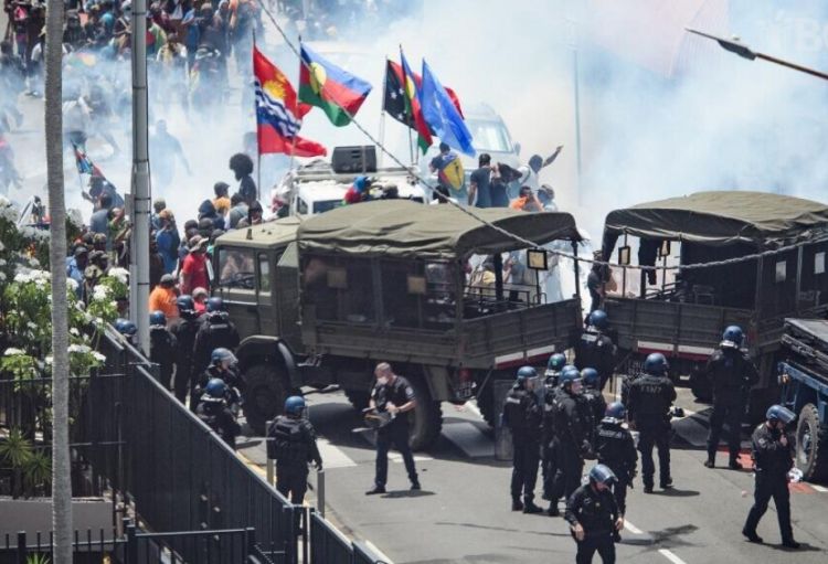 Fransa beynəlxalq hesabatlarda: Polis zorakılığı, hüquq pozuntuları və artan repressiyalar