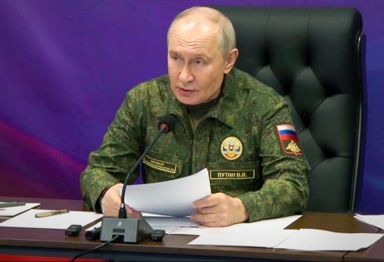Putin Ukraynanın hərbi sənaye obyektlərinə və logistika mərkəzlərinə zərbələrin davam etdirilməsini tapşırıb