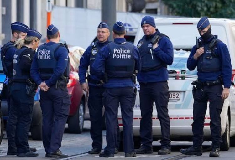 Belçikada iğtişaşlarla mübarizə üçün hərbi hazırlıqlı polis ehtiyatı yaradılması müzakirə olunur